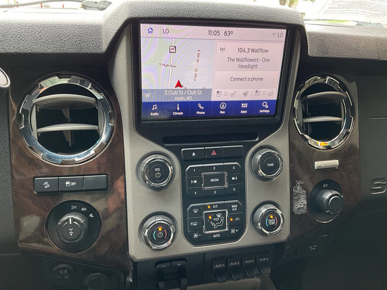 Used 2015 Ford F250 Platinum AWD/4WD image 10