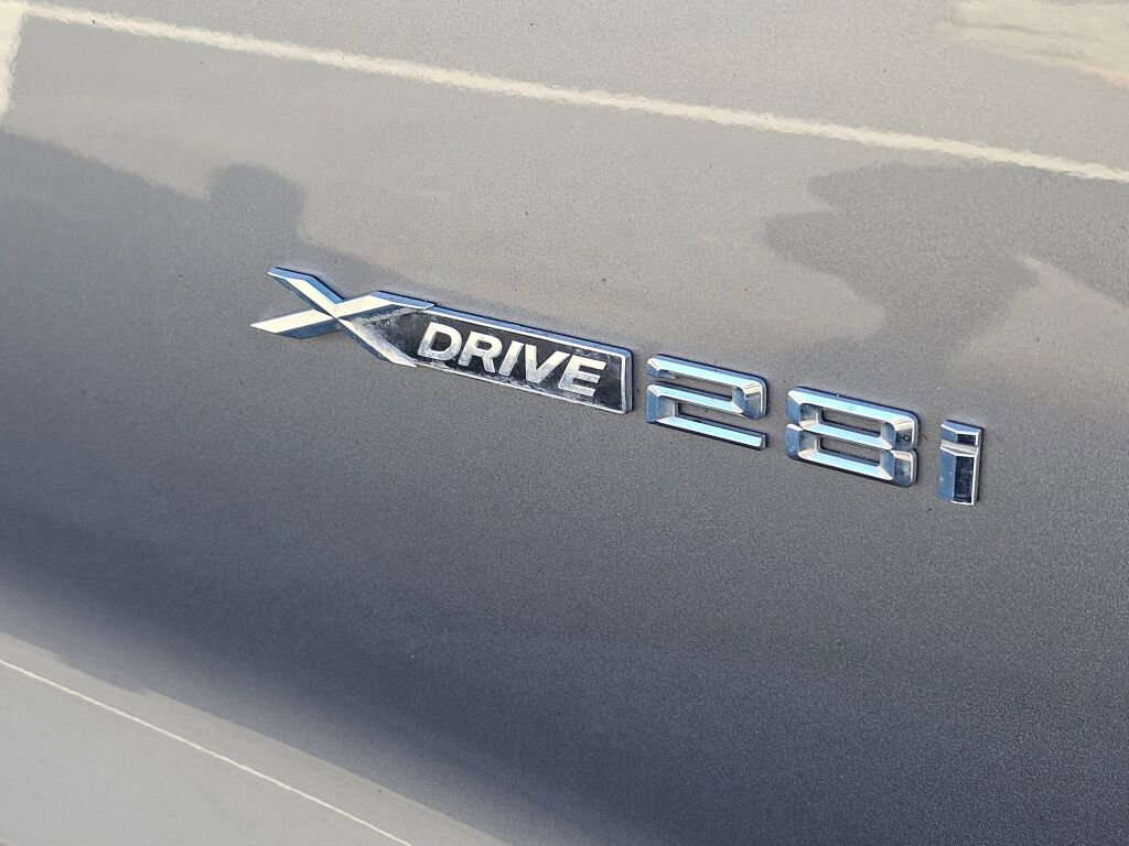 Used 2017 BMW X3 xDrive28i image 11