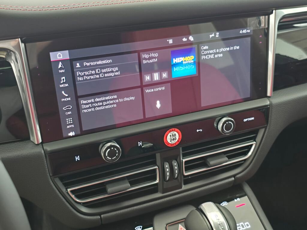 New 2026 Porsche Macan image 16