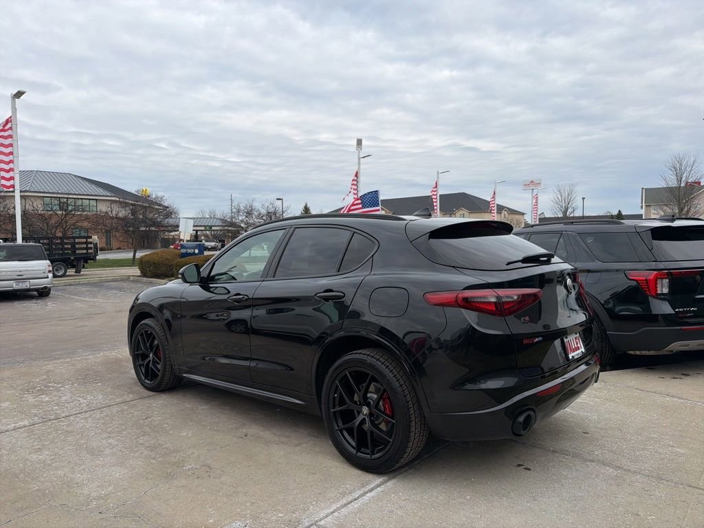 Used 2020 Alfa Romeo Stelvio Ti Sport w/ Quick Order Package 22S Sport image 5