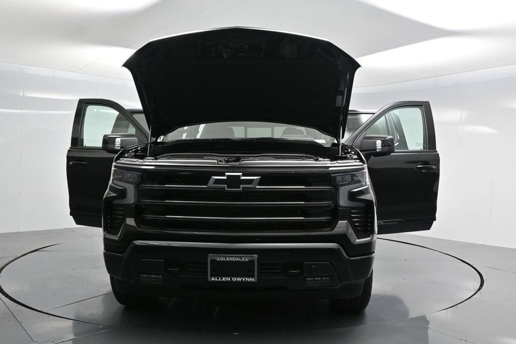 New 2025 Chevrolet Silverado 1500 High Country w/ Midnight Edition AWD/4WD image 49