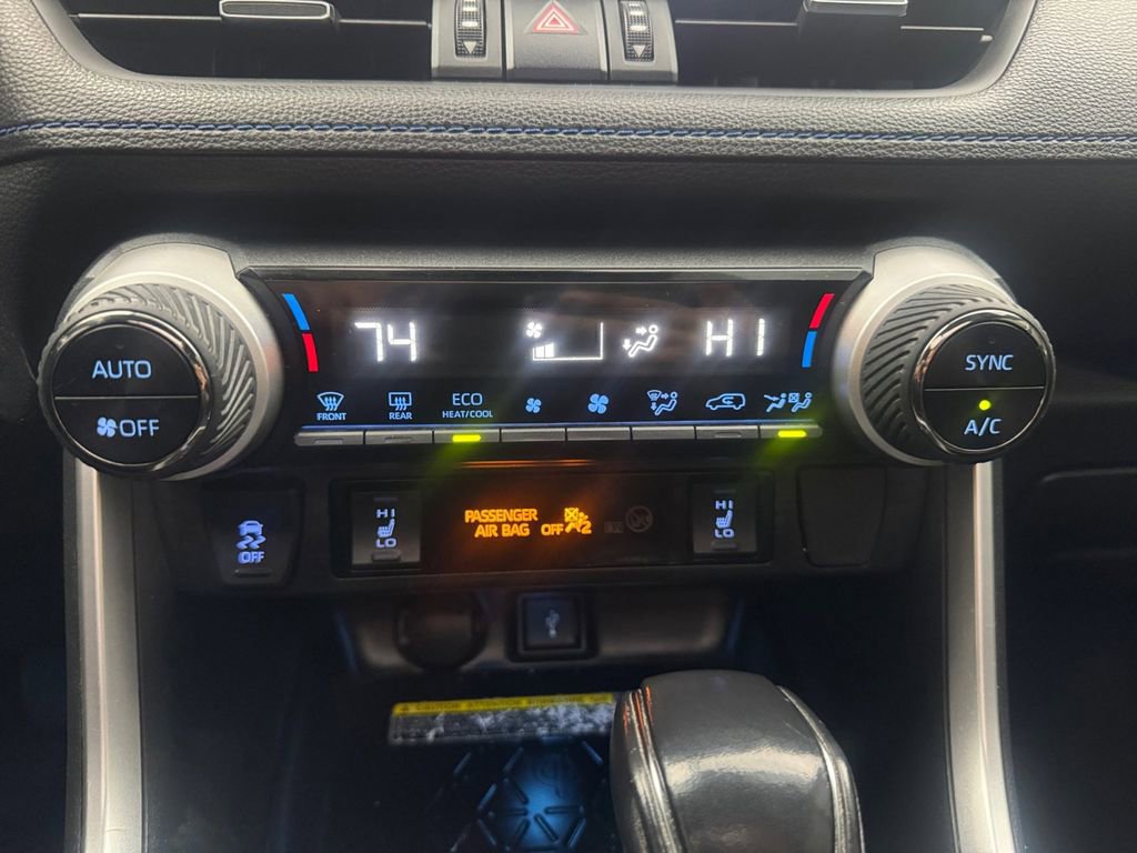 Used 2020 Toyota RAV4 XSE image 21