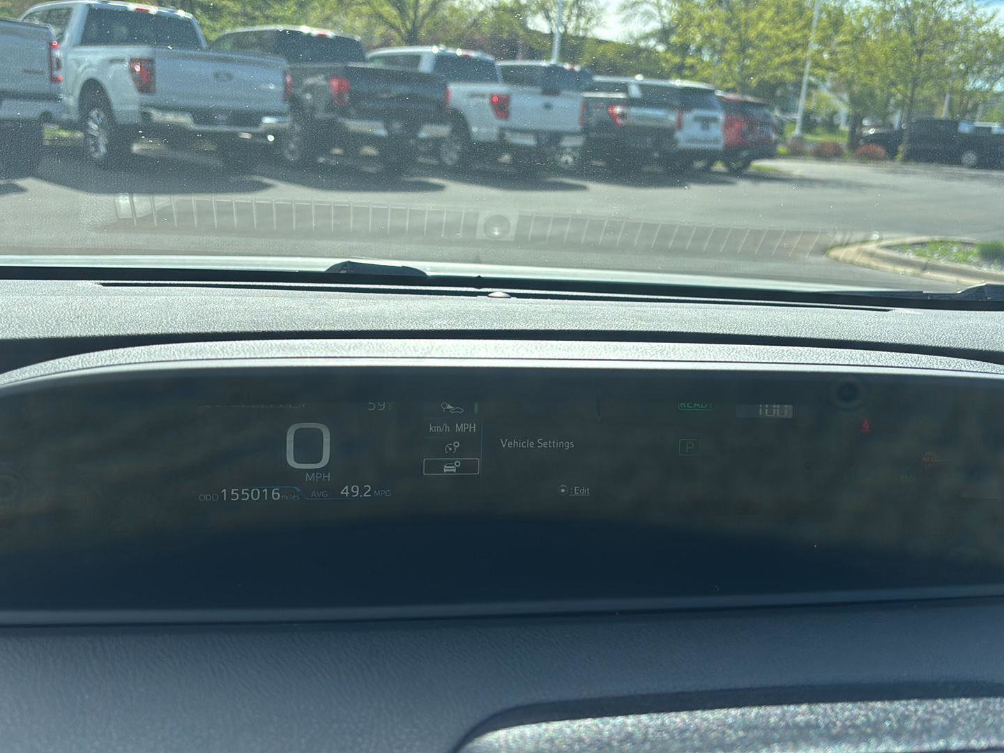 Used 2022 Toyota Prius LE FWD image 3