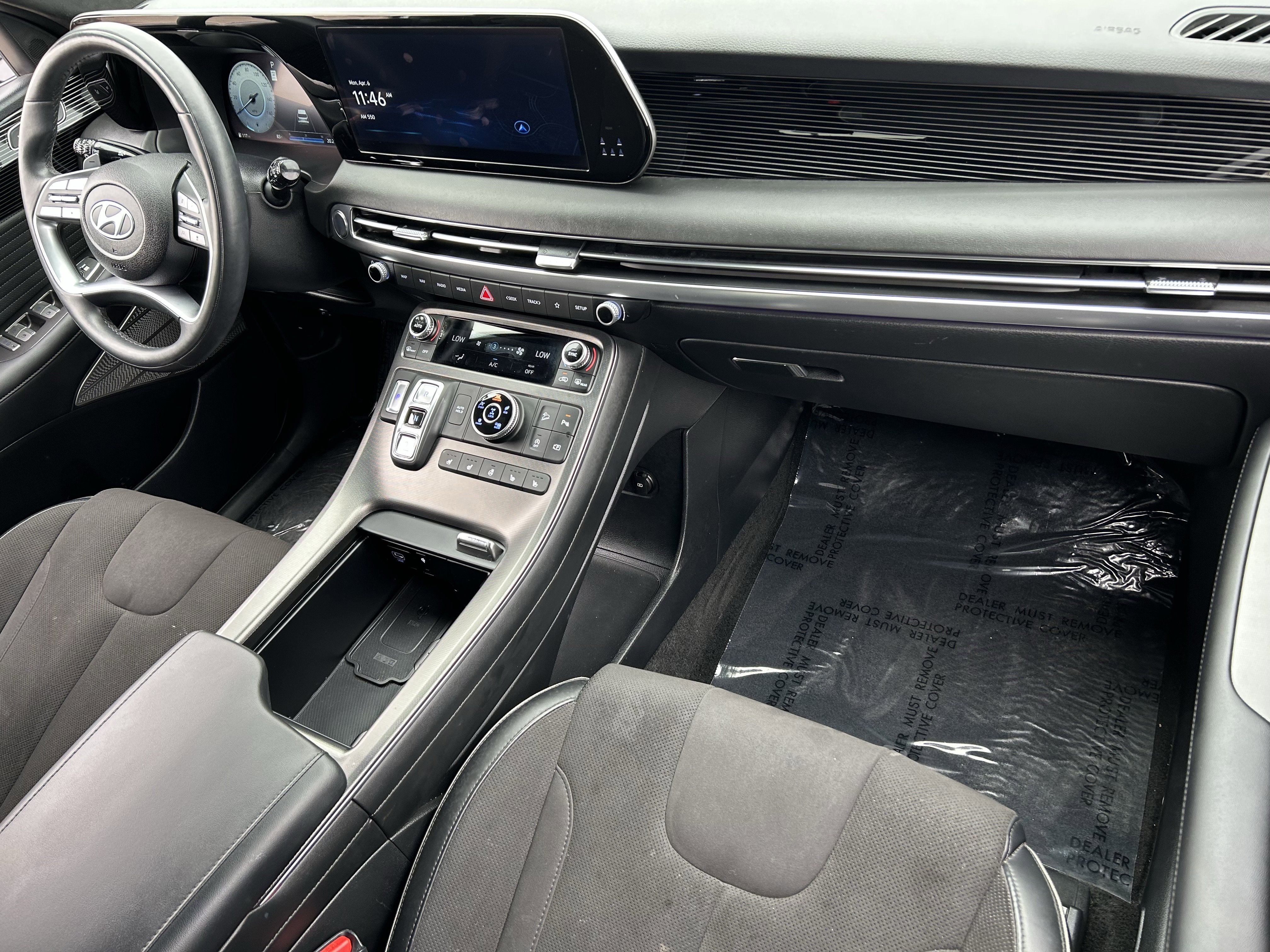 Used 2024 Hyundai Palisade Calligraphy image 12