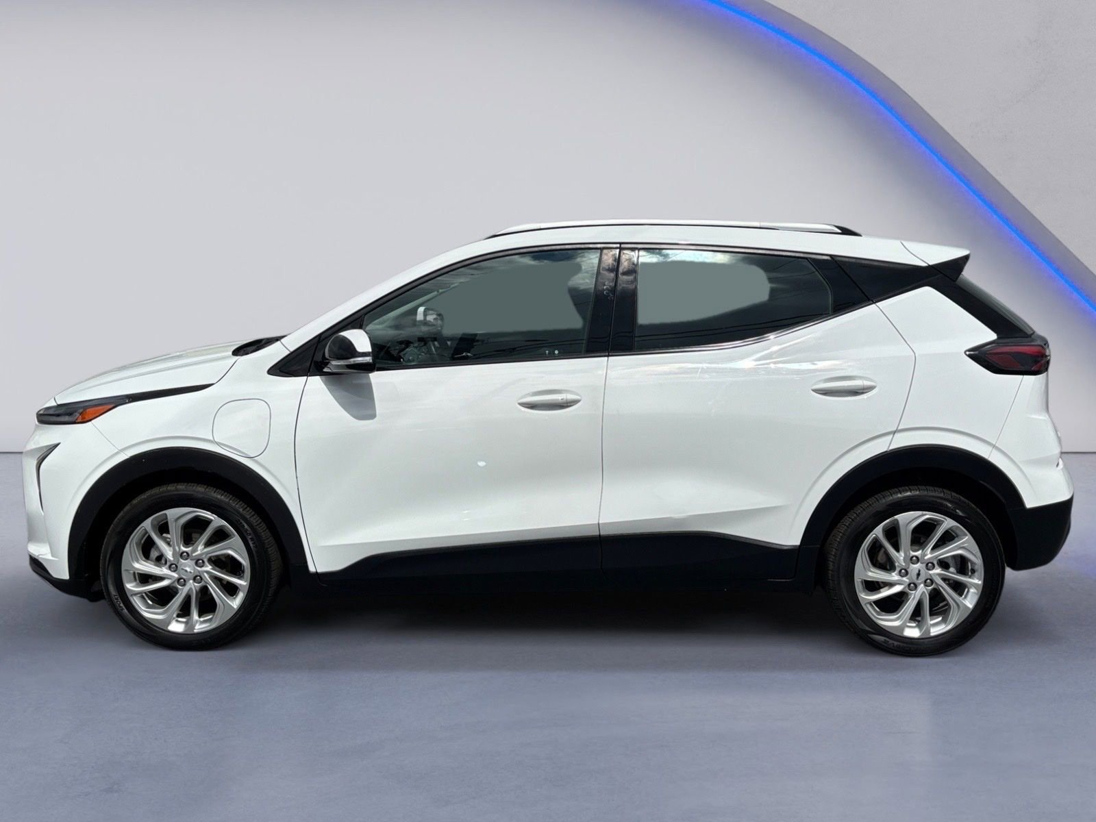Used 2023 Chevrolet Bolt EUV LT FWD image 11