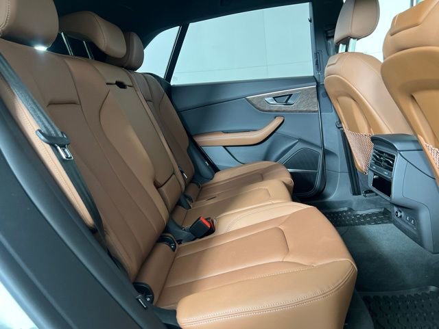 Certified 2025 Audi Q8 Premium Plus w/ Premium Plus Package AWD/4WD image 18