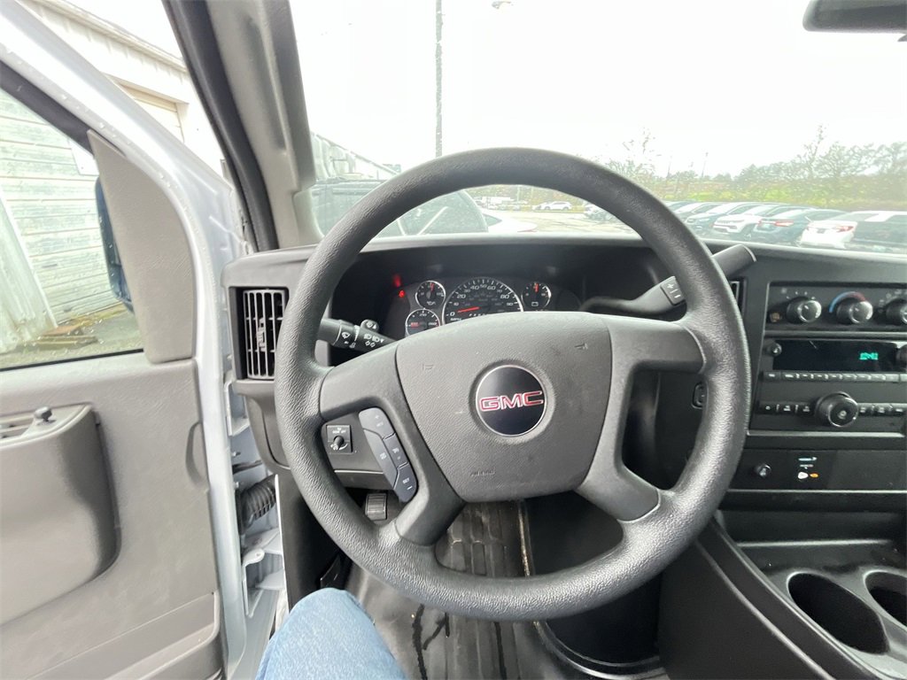 Used 2024 GMC Savana 2500 w/ Driver Convenience Package image 14