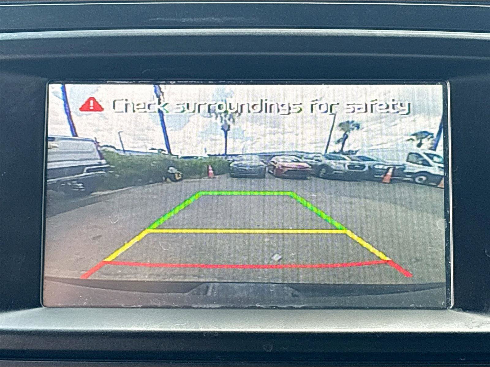 Used 2016 Kia Soul + image 14