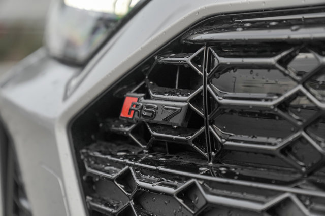 New 2025 Audi RS 7 Performance image 10