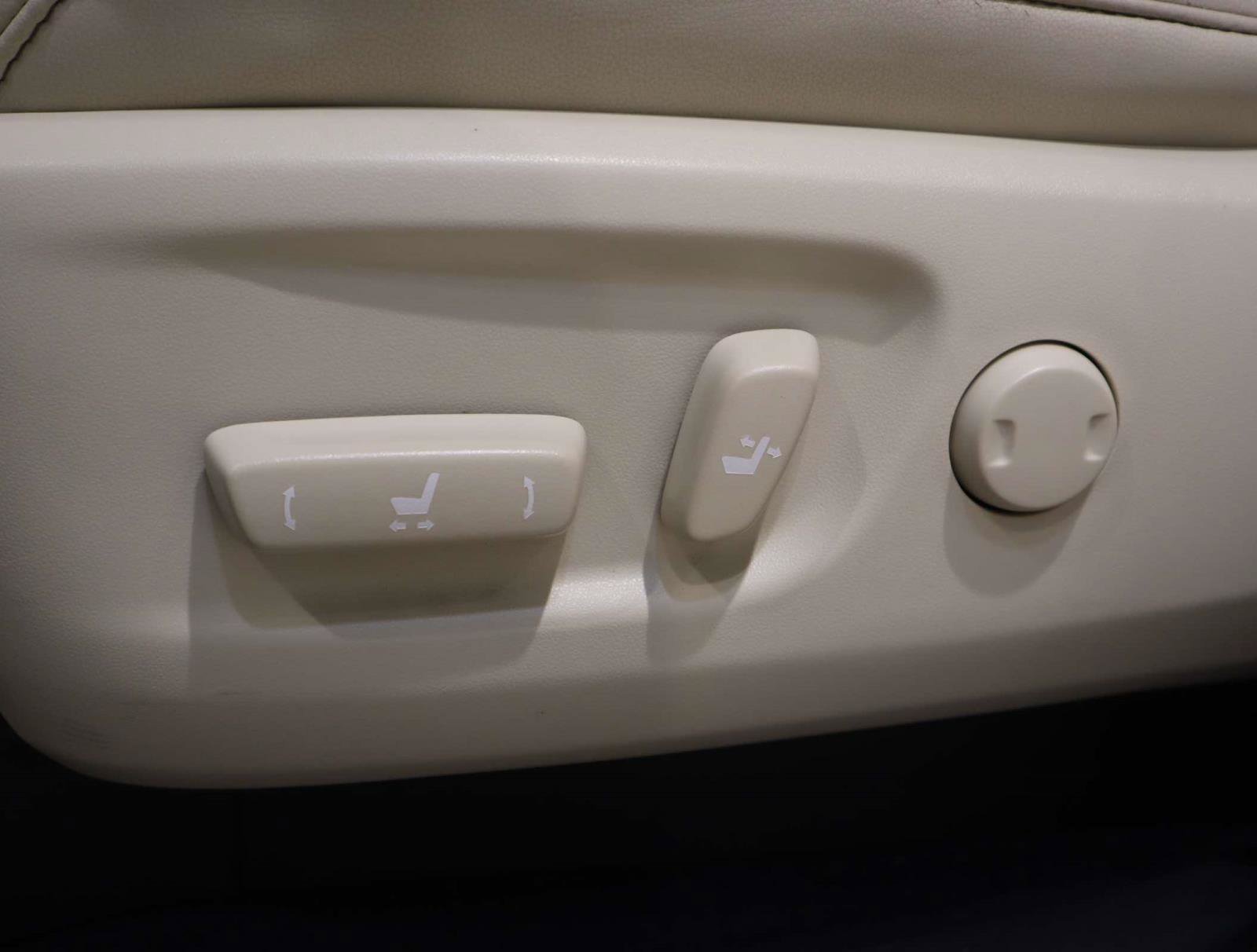 Used 2020 Lexus GX 460 Premium w/ Premium Package AWD/4WD image 21