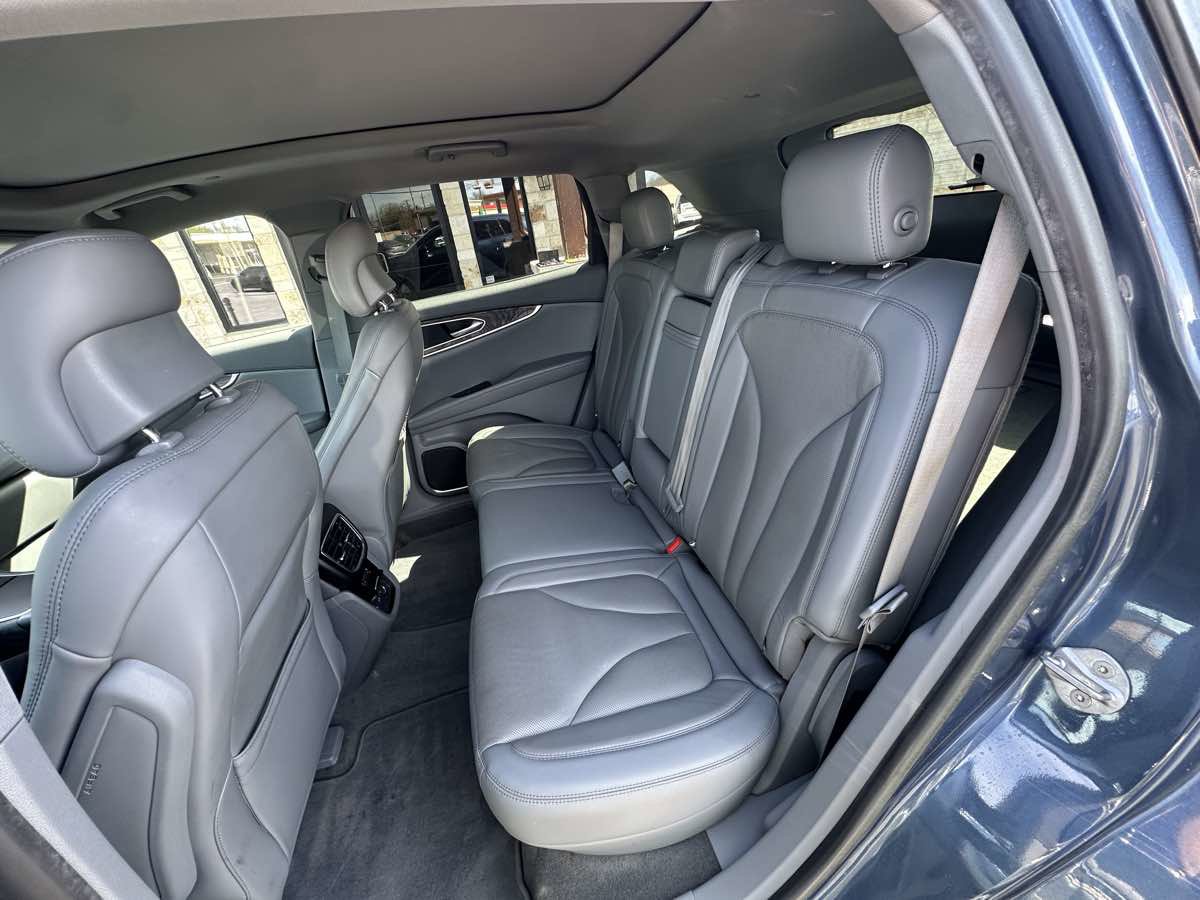 Used 2019 Lincoln Nautilus Reserve w/ Driver Assistance Package image 5