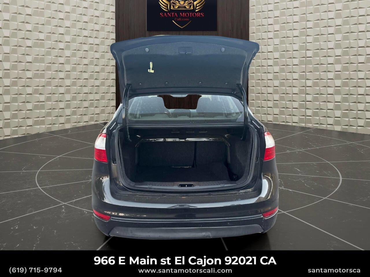 Used 2015 Ford Fiesta S image 24