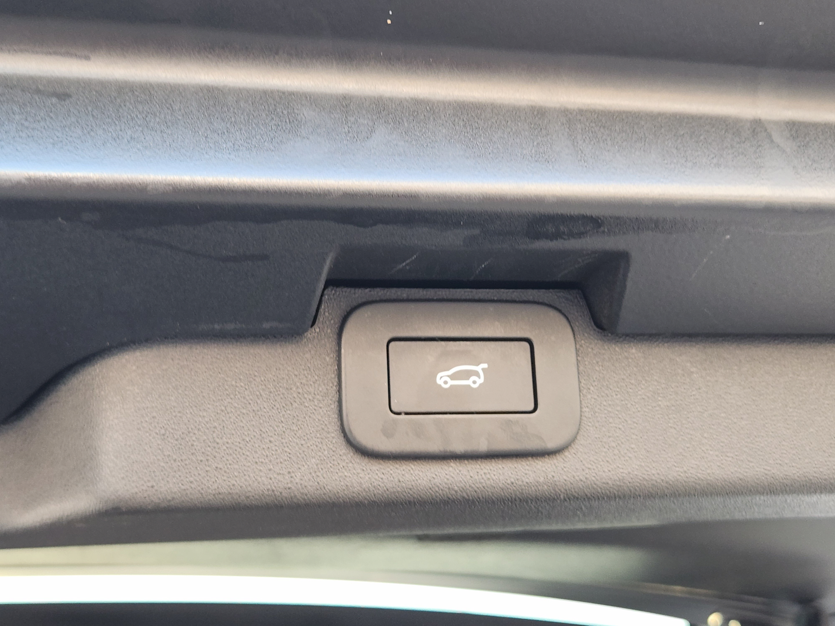 Used 2026 Land Rover Discovery S AWD/4WD image 32