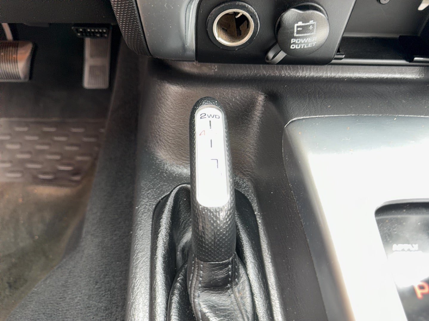 Used 2002 Jeep Liberty Limited AWD/4WD image 10