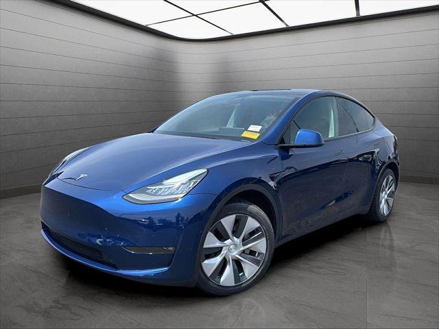 Used 2022 Tesla Model Y Long Range image 1
