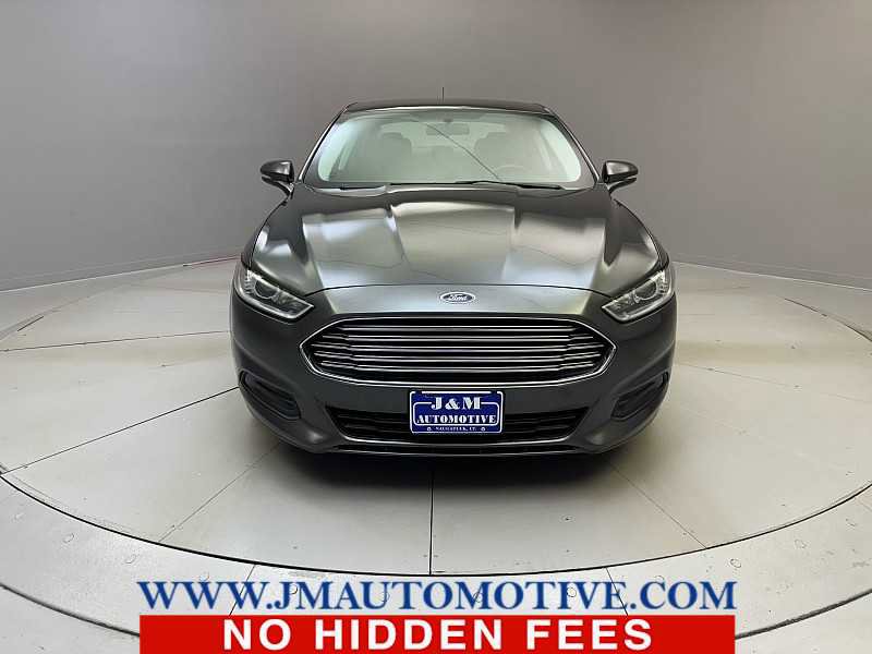 Used 2016 Ford Fusion SE image 8