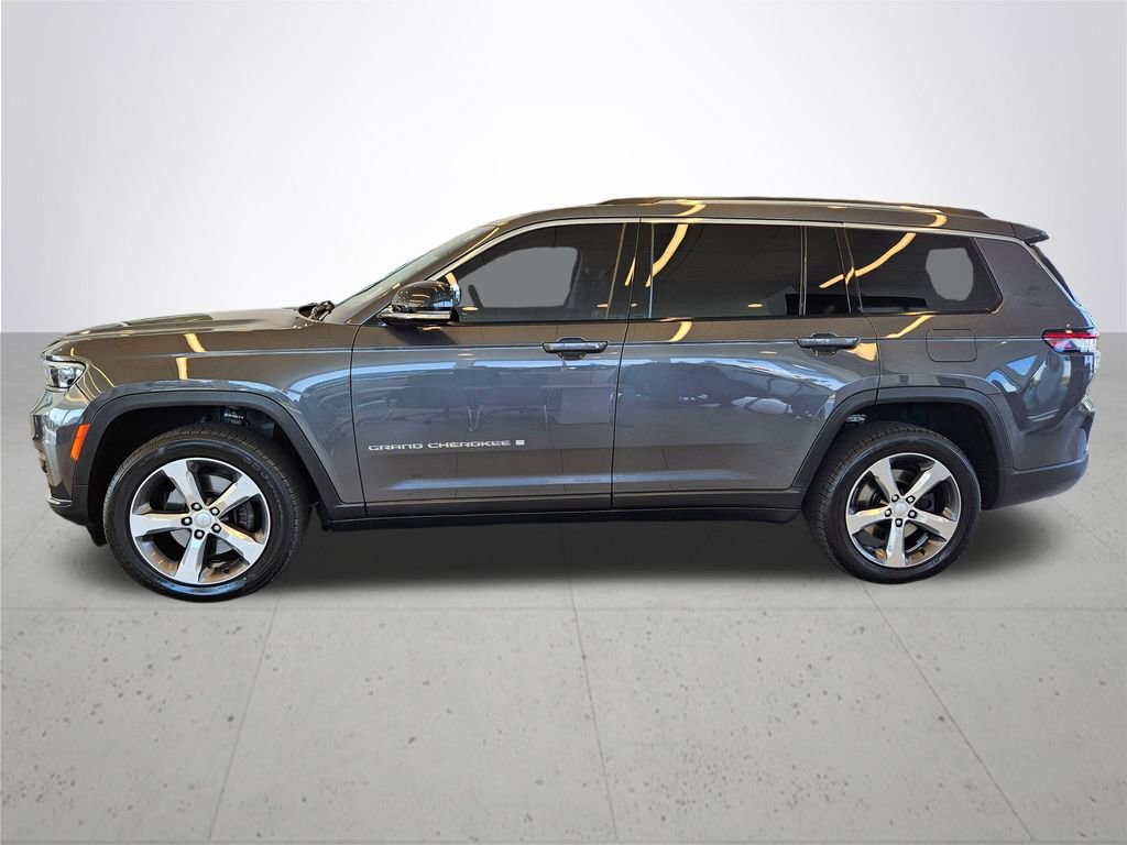 Used 2022 Jeep Grand Cherokee L Limited image 11