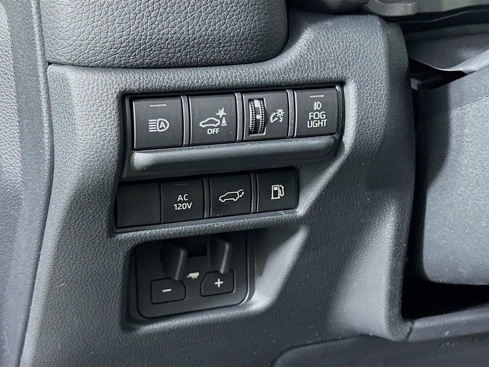 New 2026 Toyota Land Cruiser image 10