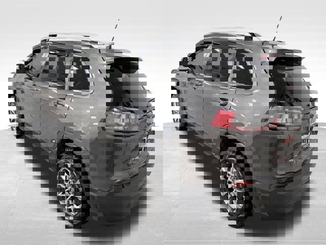 Used 2020 Jeep Cherokee Latitude Plus w/ Cold Weather Group image 38