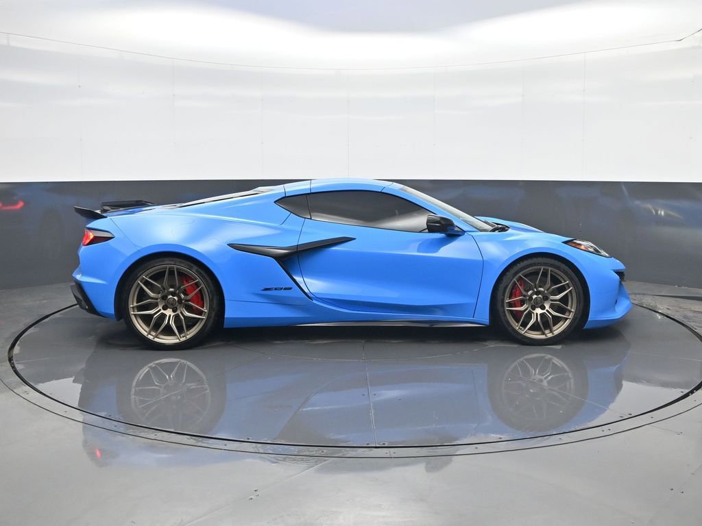 Used 2023 Chevrolet Corvette Z06 w/ Engine Appearance Package image 8
