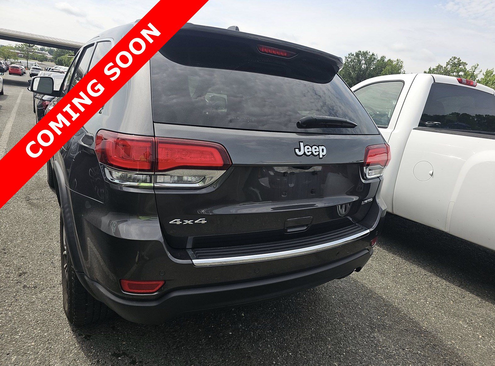 Used 2021 Jeep Grand Cherokee Limited w/ Premium Lighting Group AWD/4WD image 5