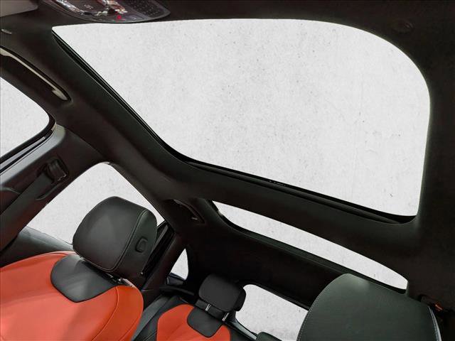 Certified 2025 Mercedes-Benz GLA 35 AMG 4MATIC image 15