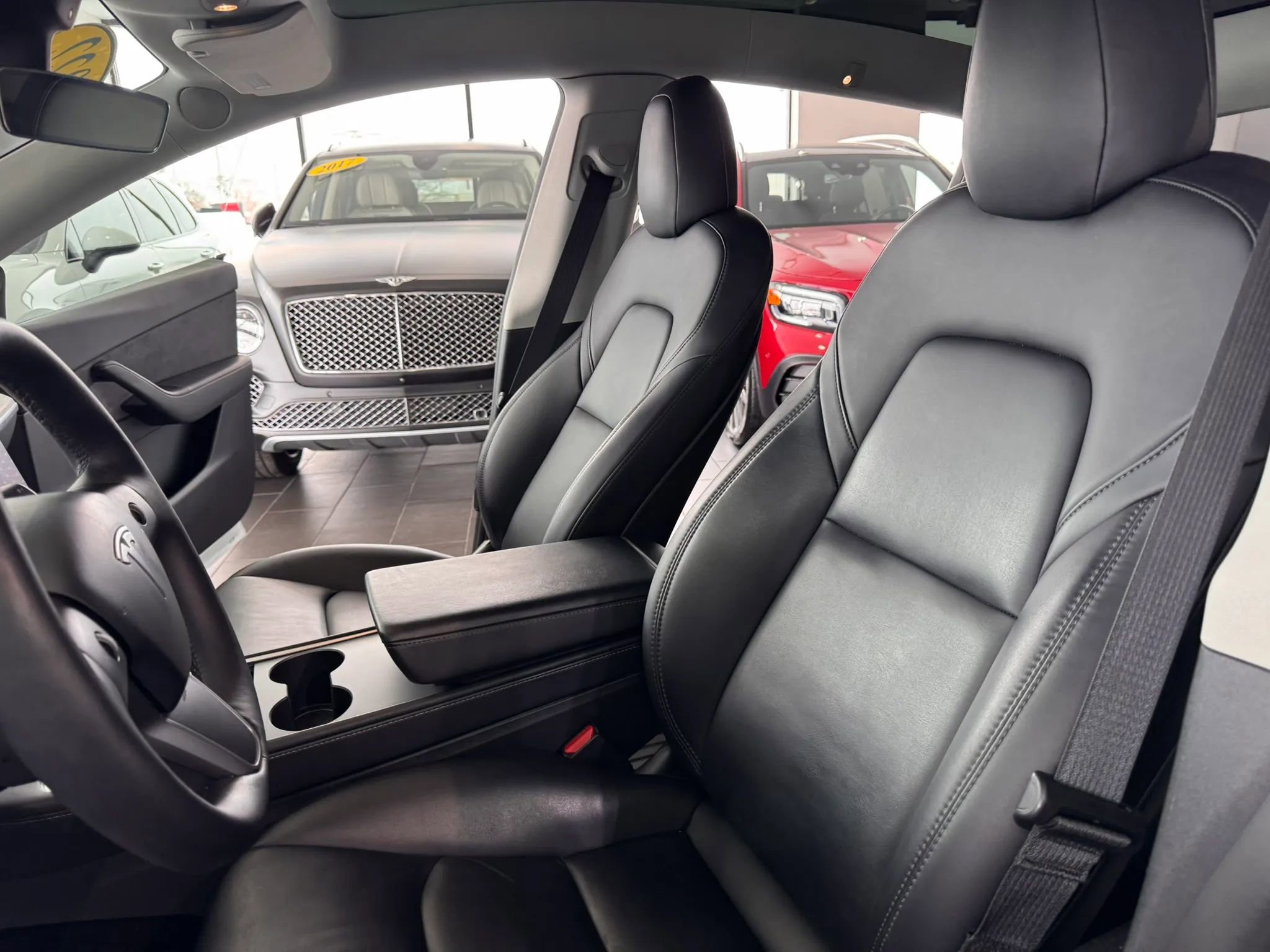 Used 2022 Tesla Model Y Performance image 10