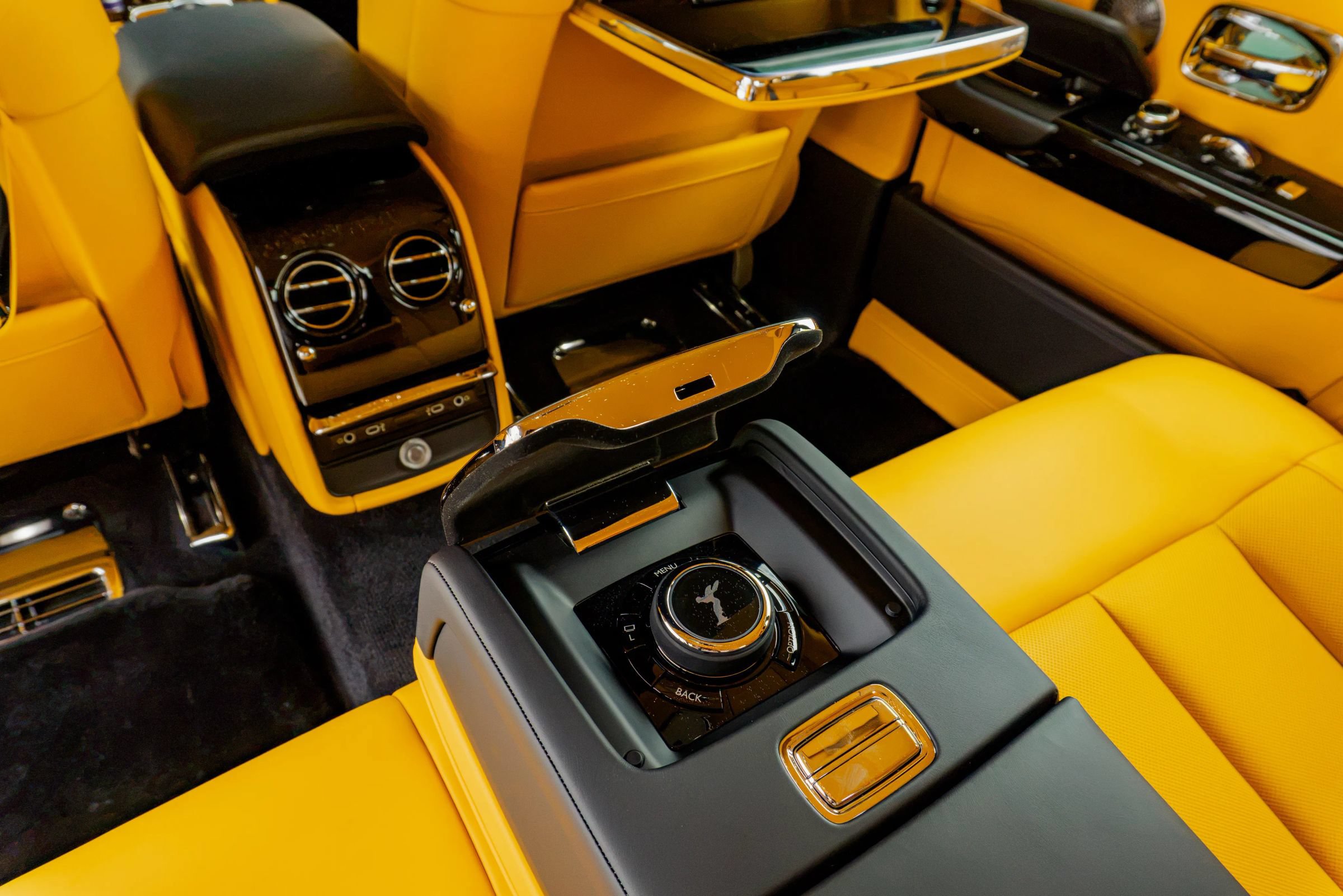 Used 2027 Rolls-Royce Phantom Sedan RWD image 87