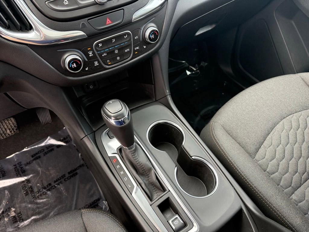 Used 2018 Chevrolet Equinox LT w/ Sun & Infotainment Package image 13