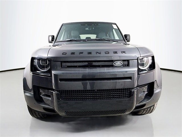 New 2026 Land Rover Defender 110 S image 2