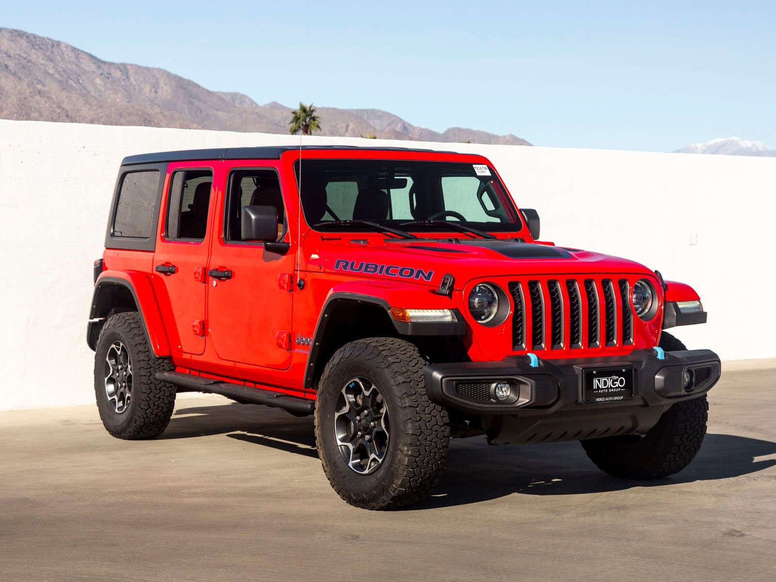 Used 2023 Jeep Wrangler Unlimited Rubicon 4xe image 2