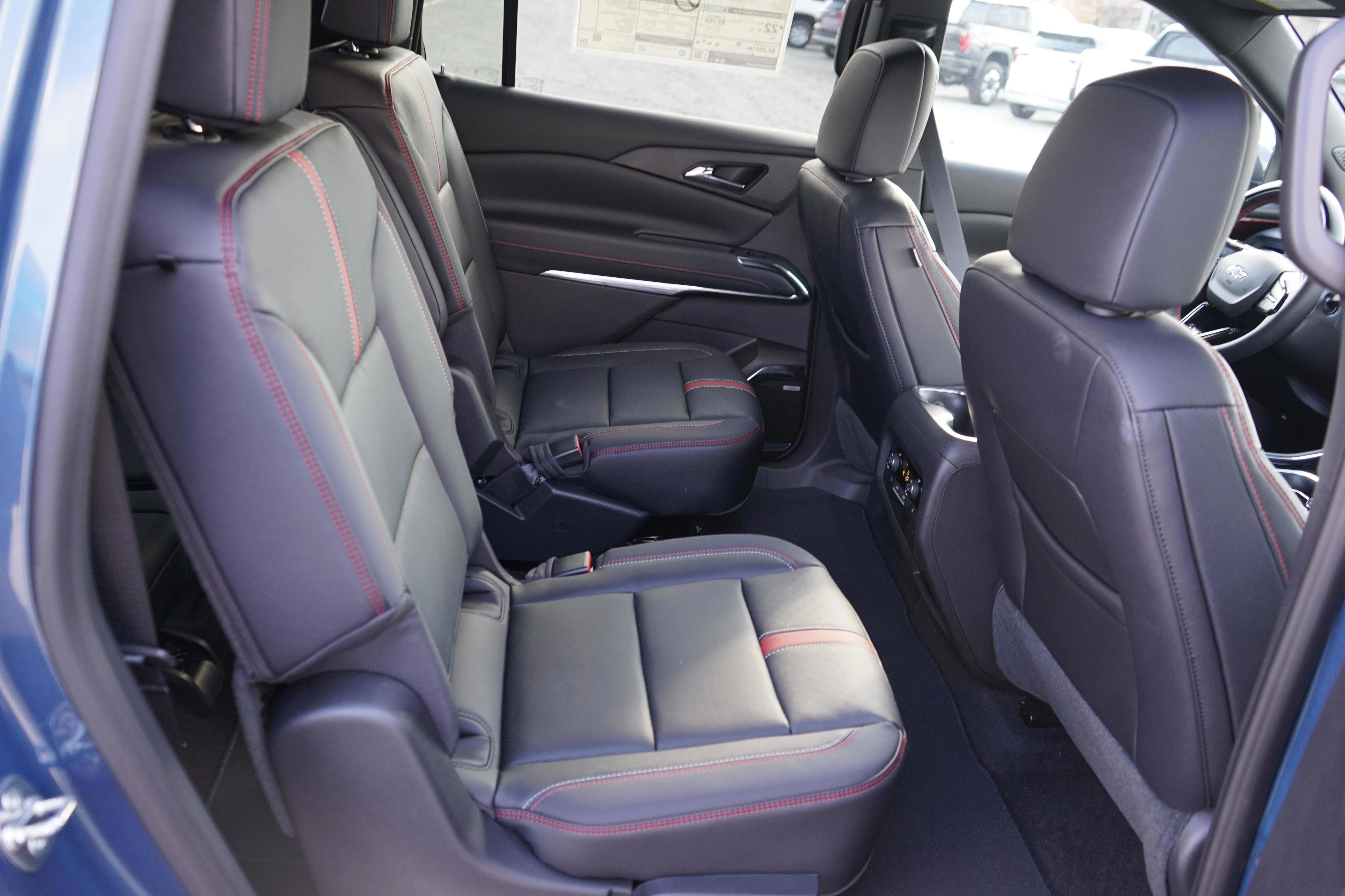 New 2026 Chevrolet Traverse RS image 25