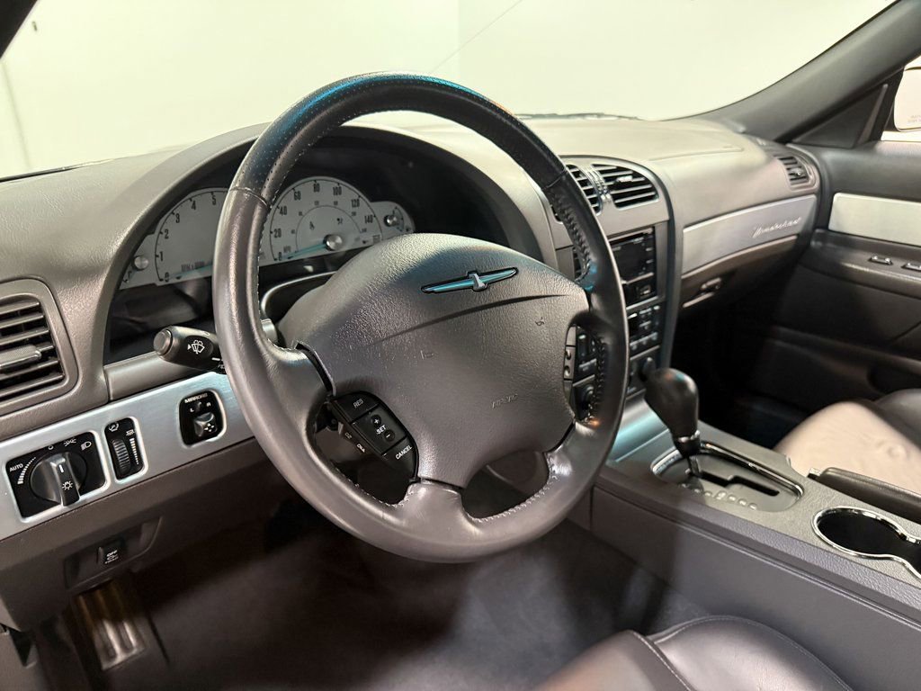 Used 2002 Ford Thunderbird image 72