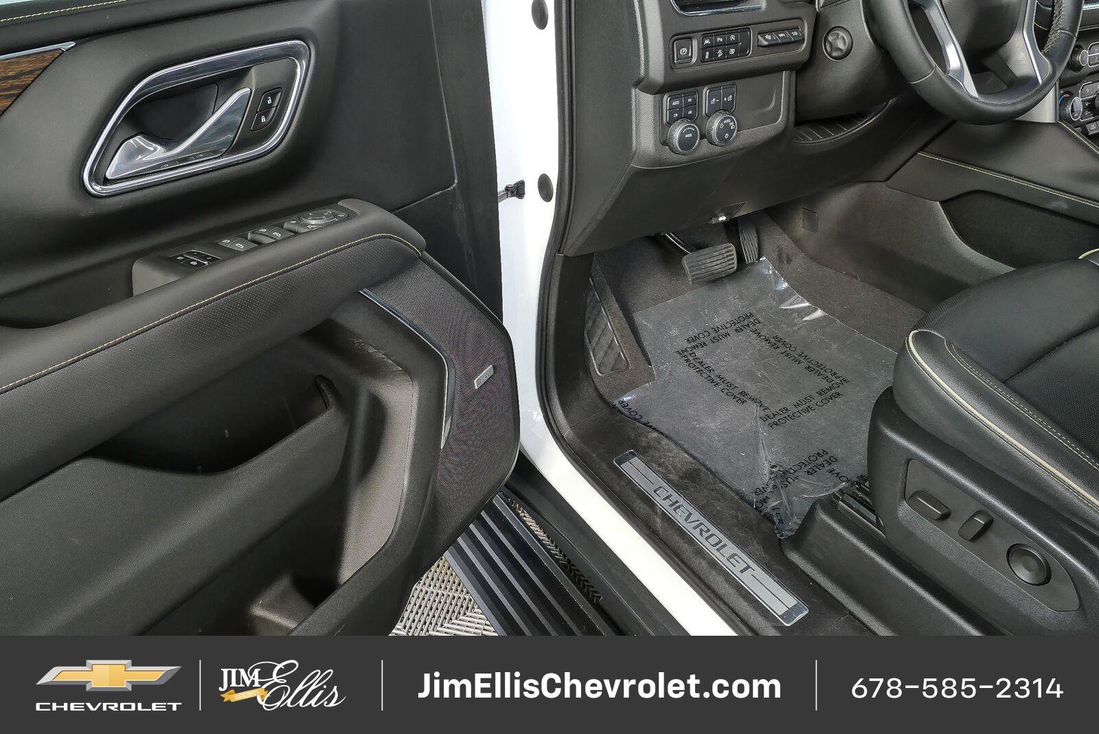 Used 2023 Chevrolet Tahoe Premier w/ Premium Package 2 AWD/4WD image 8