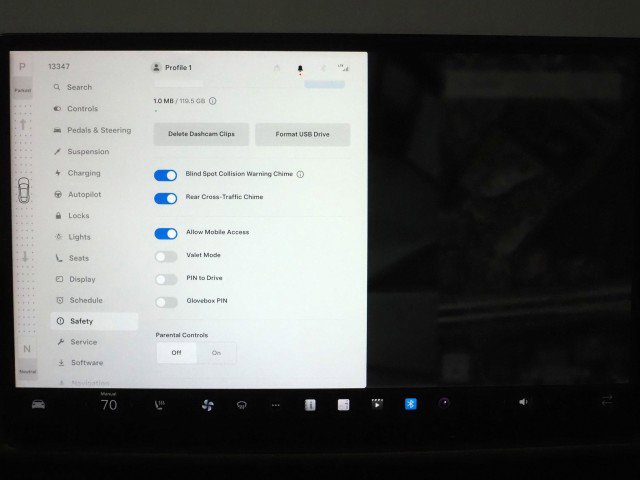 Used 2021 Tesla Model S Plaid image 25