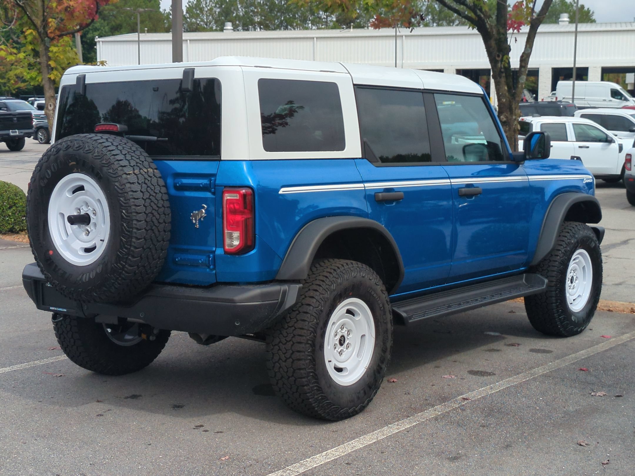 New 2026 Ford Bronco Heritage Edition AWD/4WD image 3