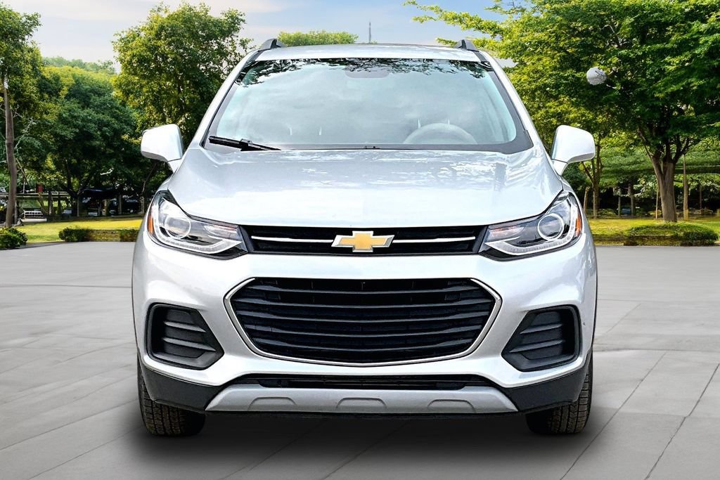 Used 2018 Chevrolet Trax LT w/ LT Convenience Package AWD/4WD image 3