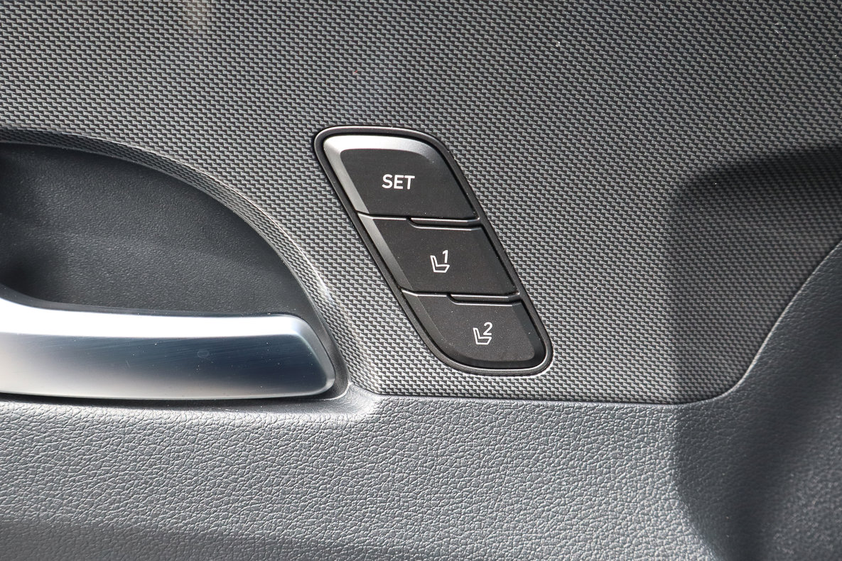 Used 2023 Hyundai Santa Fe Limited image 15