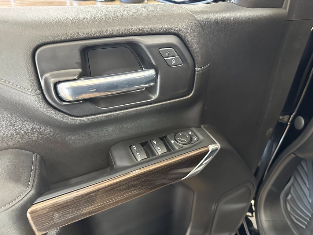 Used 2021 Chevrolet Silverado 1500 RST image 10