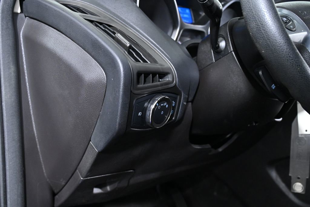 Used 2012 Ford Focus SE FWD image 17