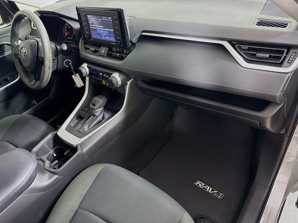 Certified 2022 Toyota RAV4 LE FWD image 28