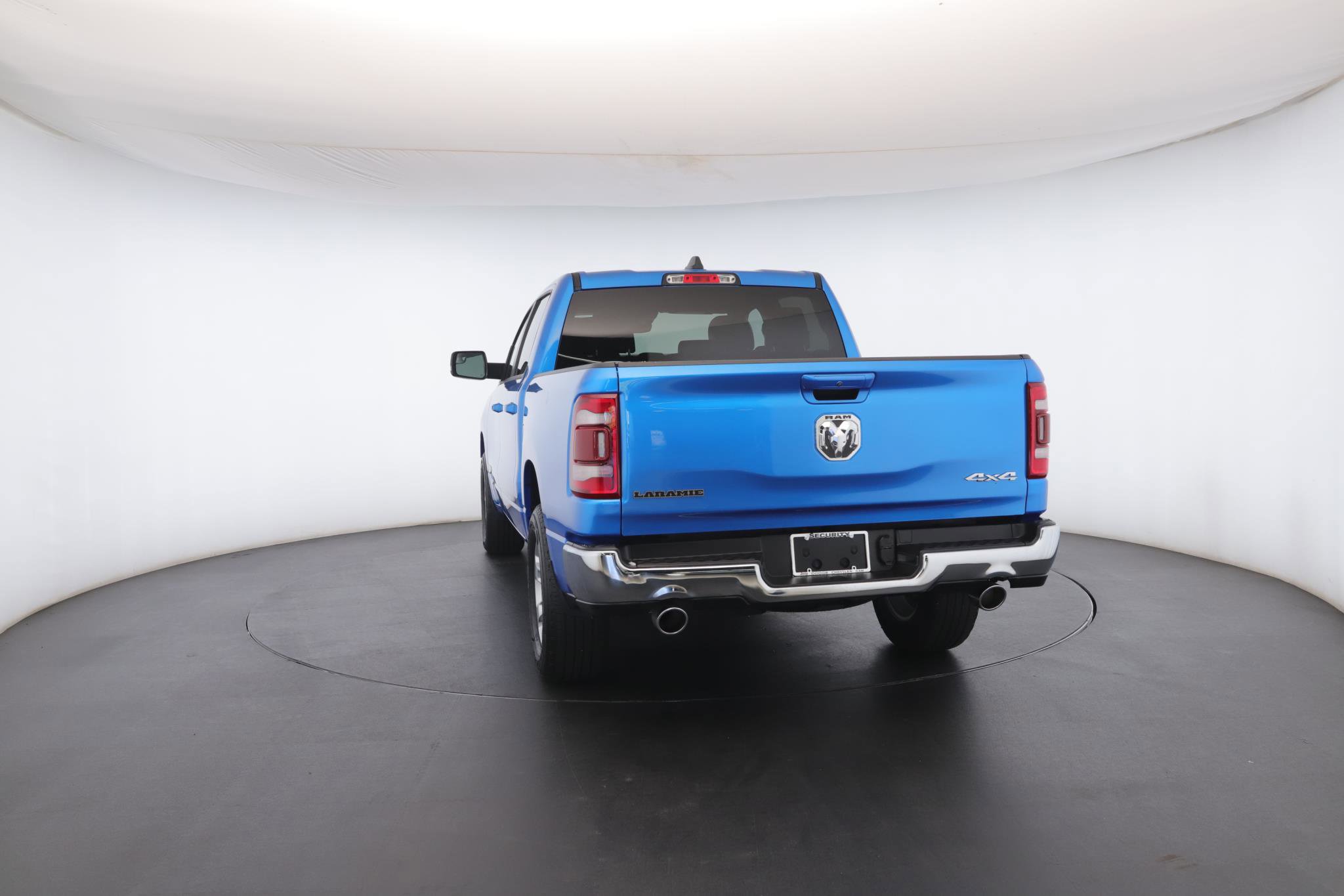 Used 2024 RAM 1500 Laramie AWD/4WD image 25
