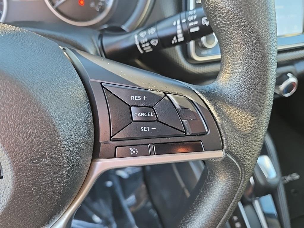 Used 2021 Nissan Kicks S image 24