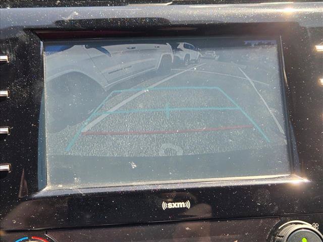 Used 2020 Toyota Camry SE AWD/4WD image 13