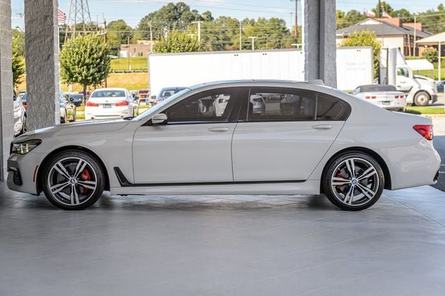 Used 2017 BMW 740i RWD image 59