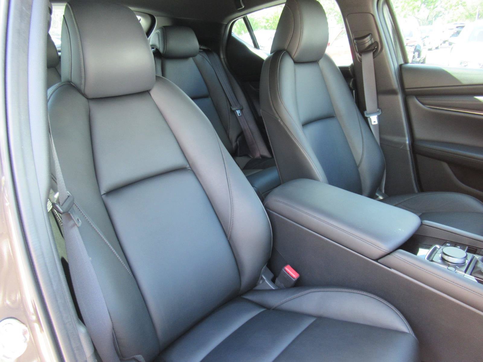 Used 2021 MAZDA MAZDA3 s FWD image 10