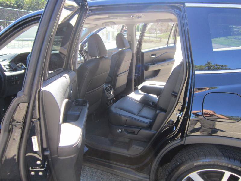 Used 2016 Honda Pilot Touring image 15