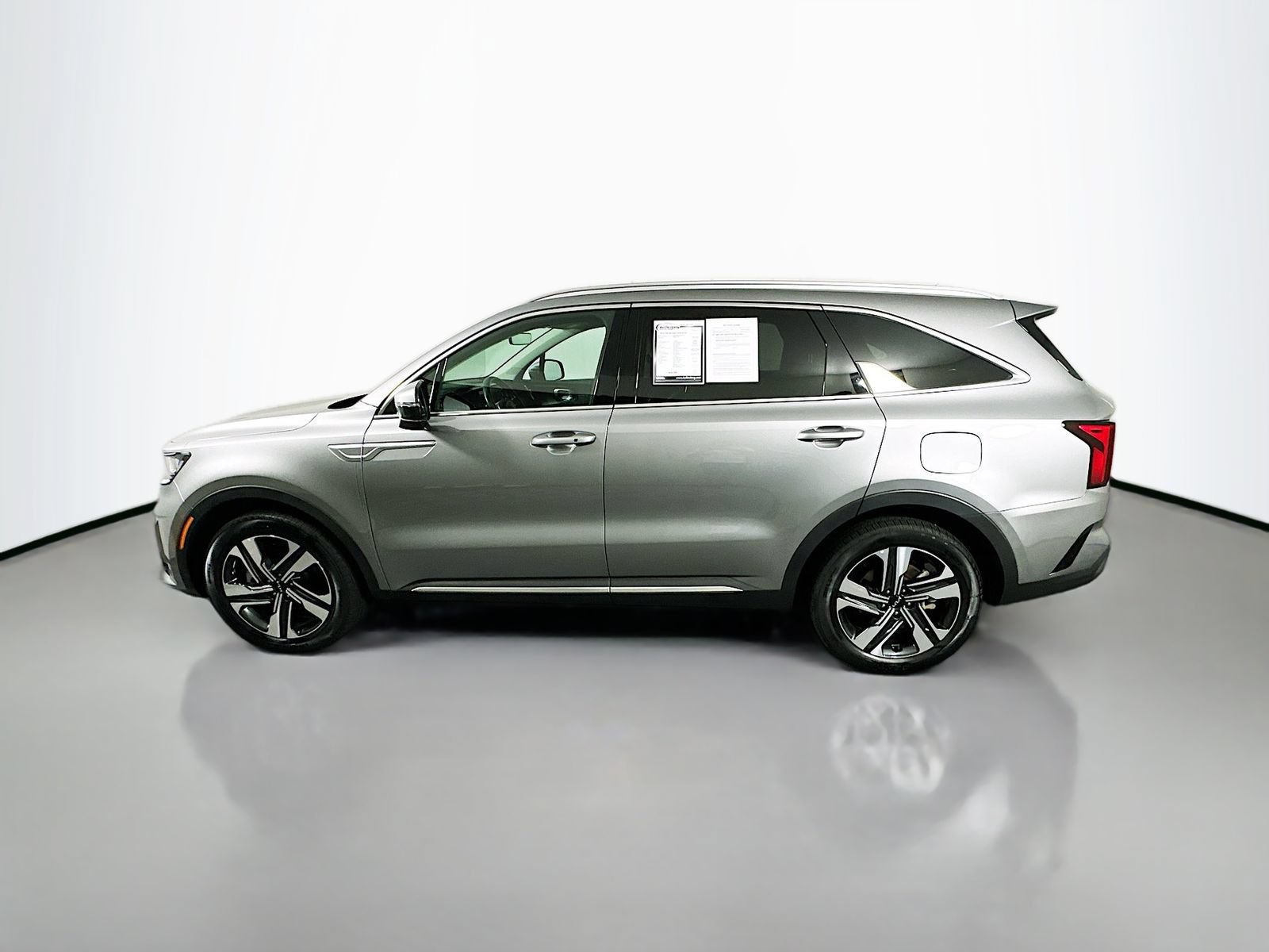 Used 2023 Kia Sorento EX AWD/4WD image 4
