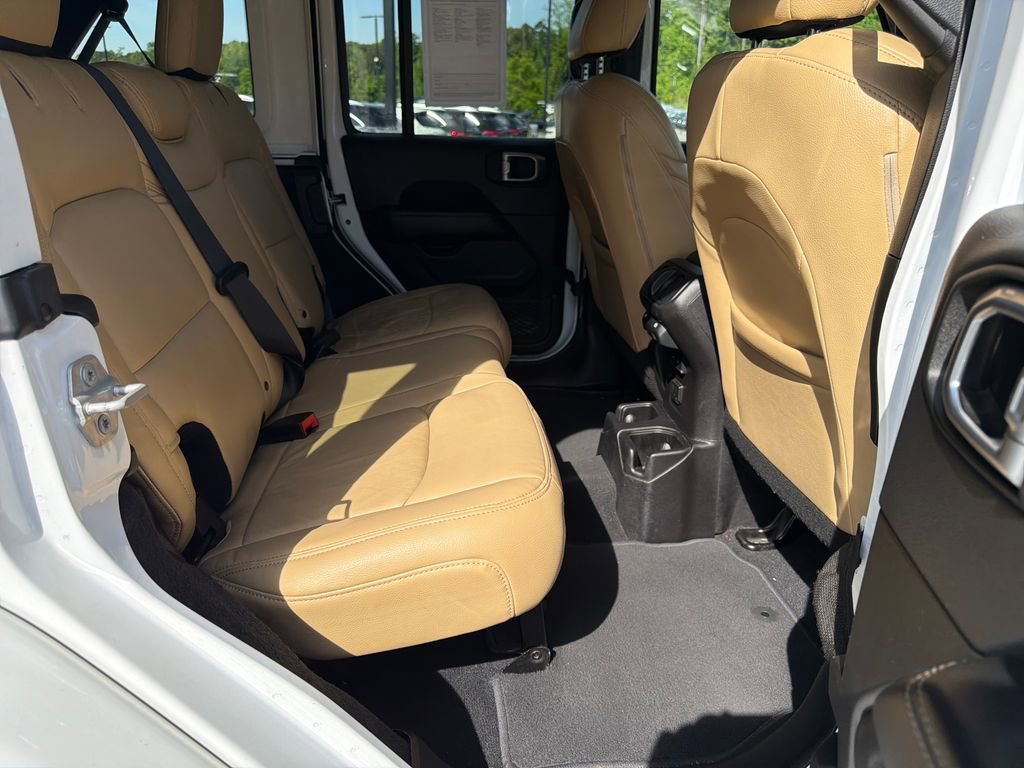 Used 2018 Jeep Wrangler Unlimited Sahara AWD/4WD image 48