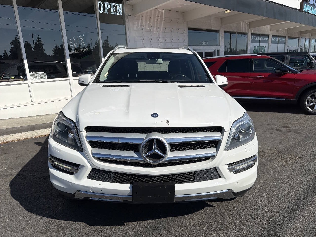 Used 2016 Mercedes-Benz GL 450 4MATIC image 11